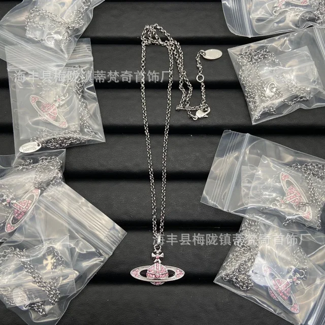 Vivienne Westwood Jewelry Pearl Orb Pendant Necklace product detail image 21