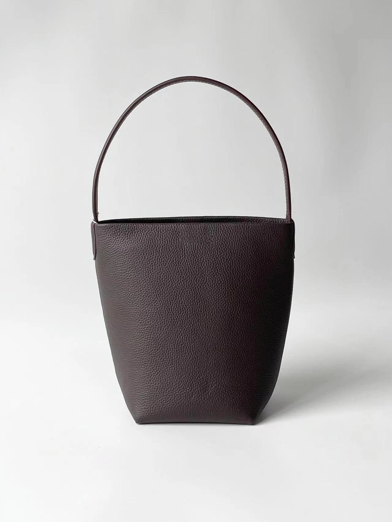 Medium Coffee TOGO Leather