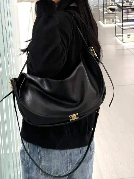 Celine Triomphe Saddle Bag Black Leather Shoulder Bag - 9