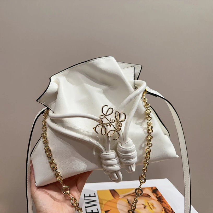 White, Small 23cm + Free Donut Chain [Free Brooch]
