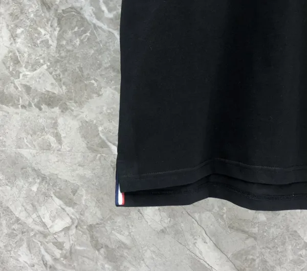 Thom Browne Anchor Embroidered Navy T-Shirt - 19