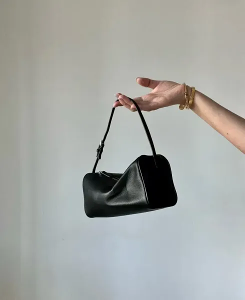 Minimalist Cylinder Handbag Black Leather Handbag - 11