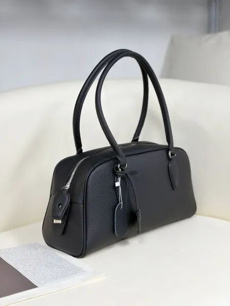 Hermès Bolide 27 Black Togo Leather Handbag - 11