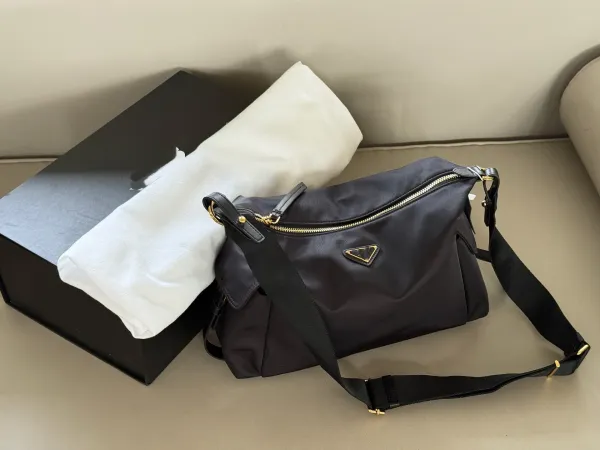 Prada Reporter Nylon Messenger Bag Navy Blue - 16