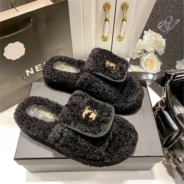 Chanel-inspired Faux Shearling Slide Slippers Beige Slippers - 10