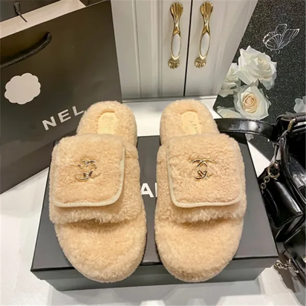 Chanel-inspired Faux Shearling Slide Slippers Beige Slippers - 14