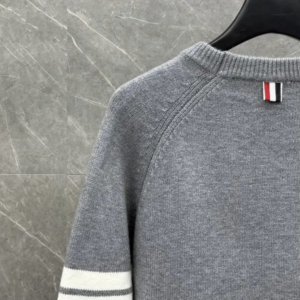Thom Browne 4-Bar Stripe Crewneck Sweater Gray - 37