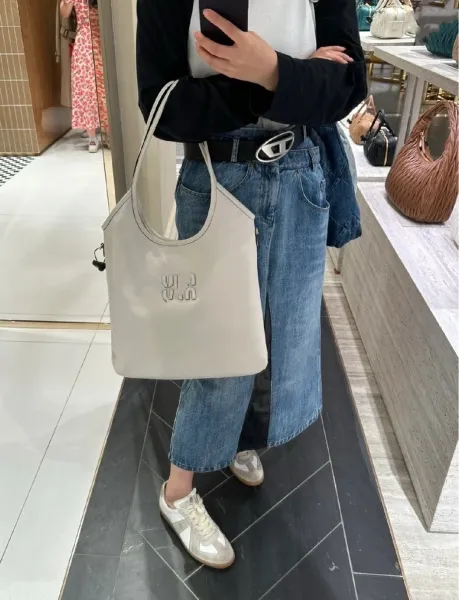 Miu Miu Logo-Embossed Distressed Brown Tote Bag - 5