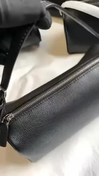 Minimalist Cylinder Handbag Black Leather Handbag - 27