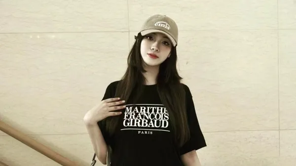 Marithe Francois Girbaud Logo Print White T-Shirt - 9
