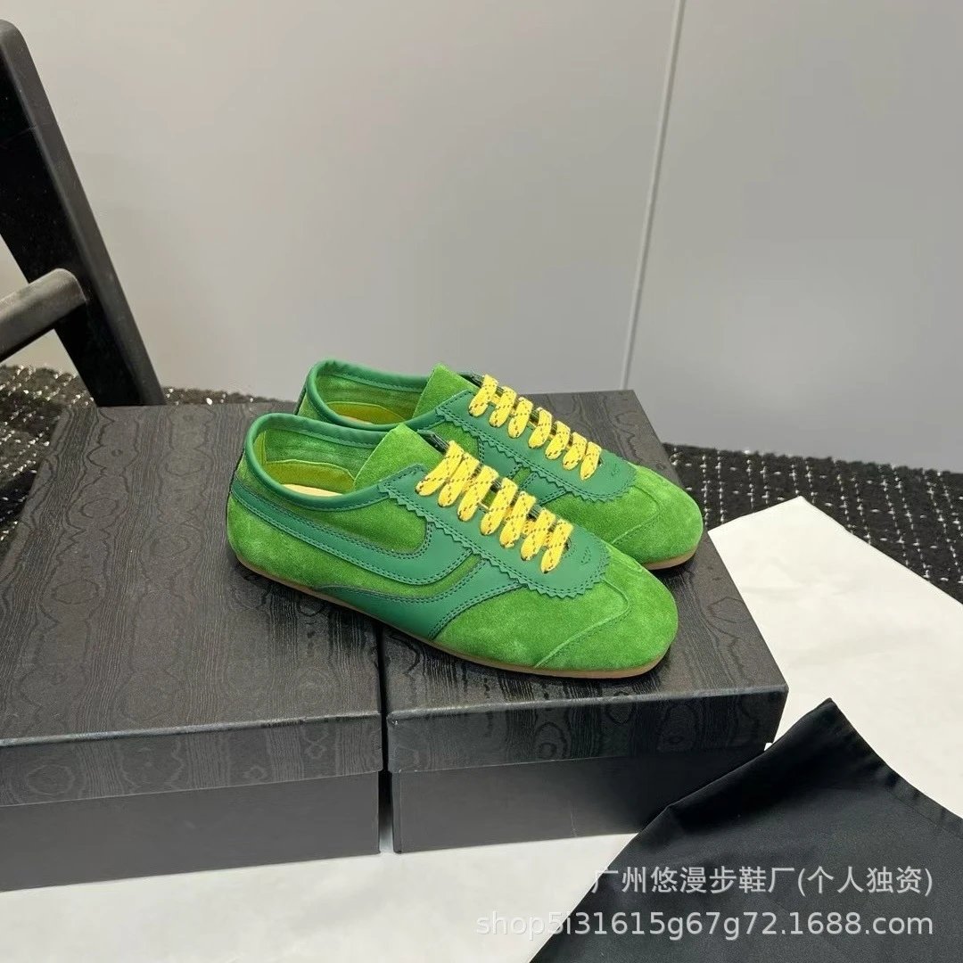 Design Retro Suede Sneakers Green with Yellow Laces Casual Shoes