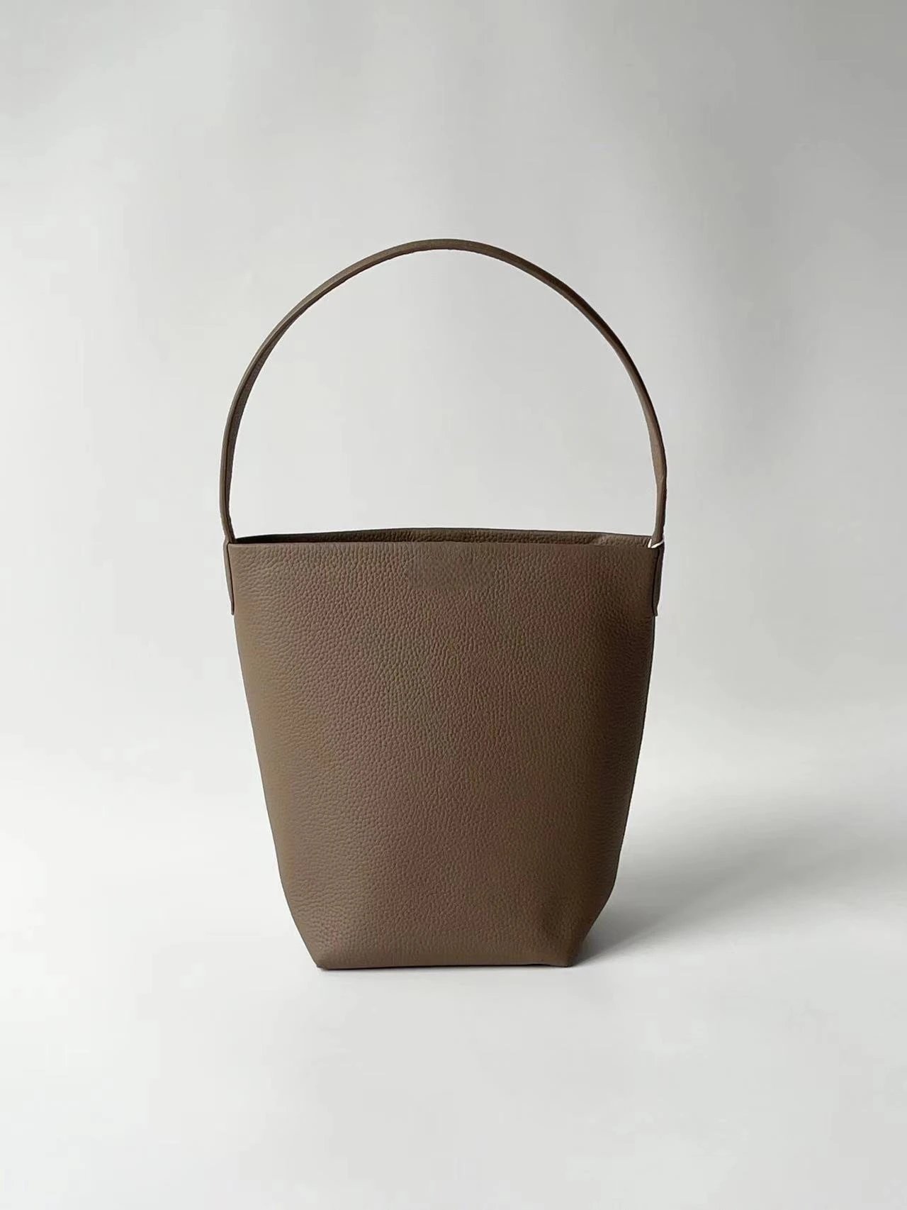 Large Elephant Gray TOGO Leather