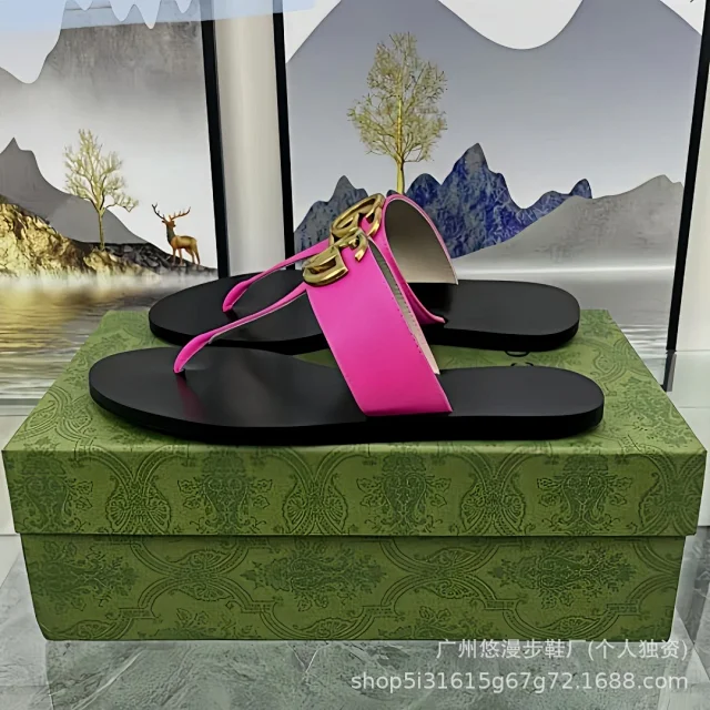 Gucci Sandals Double G buckle thong product detail image 4
