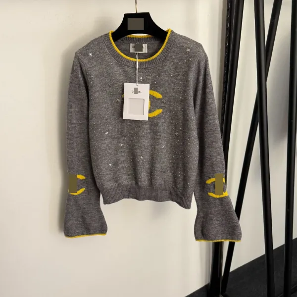 Chanel CC Star-Embroidered Yellow Knit Sweater - 12