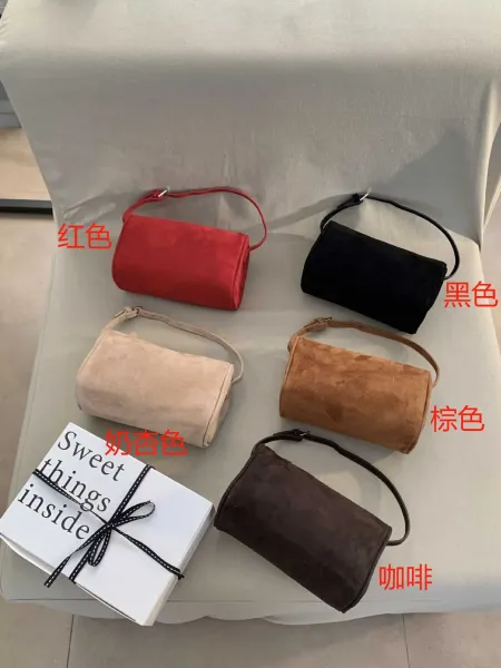 Minimalist Cylinder Handbag Black Leather Handbag - 4