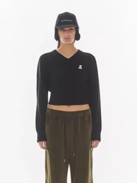 Saint Tears V-Neck Cropped Knit Sweater Black - 26