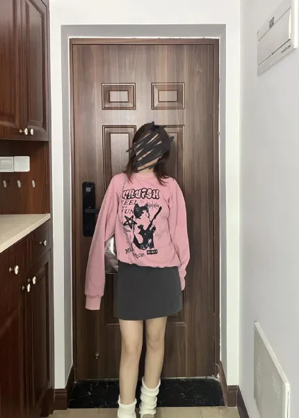 GRA Feel The Fun Cat Graphic Black Hoodie - 18