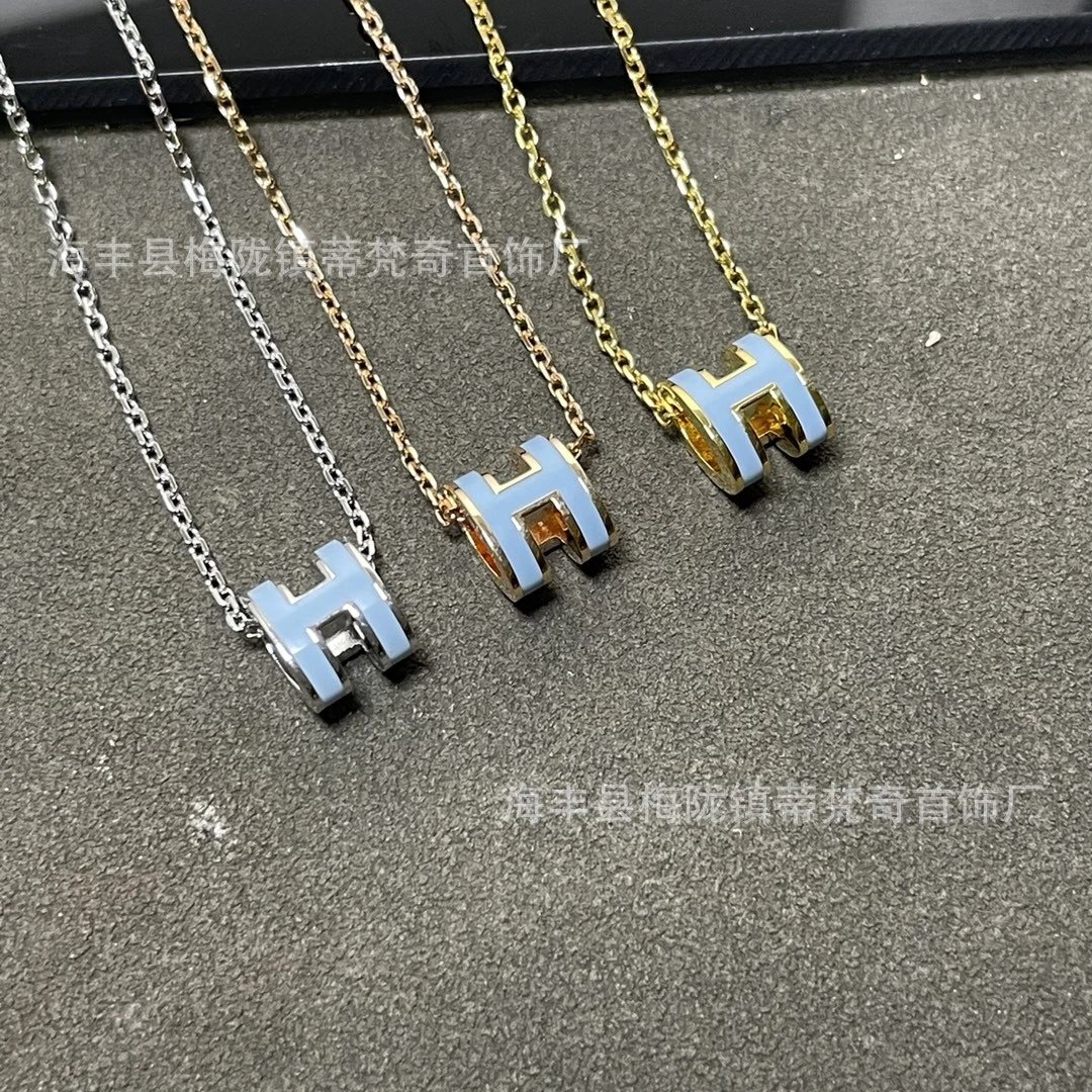 Hermès Mini H Pendant Necklace in Rose Gold, Yellow Gold, and Silver - 7