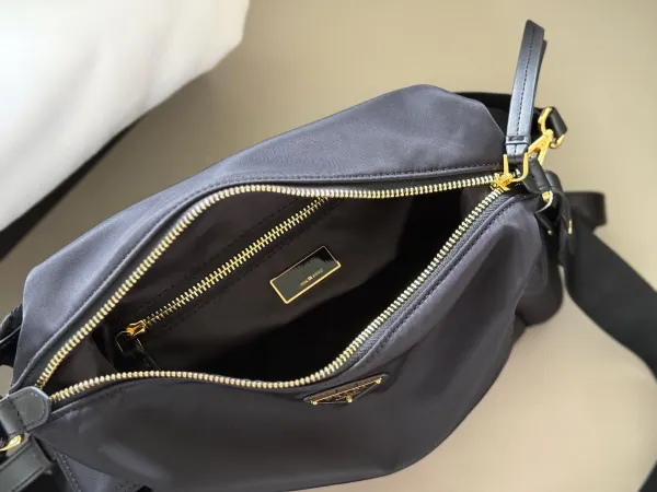 Prada Reporter Nylon Messenger Bag Navy Blue - 18