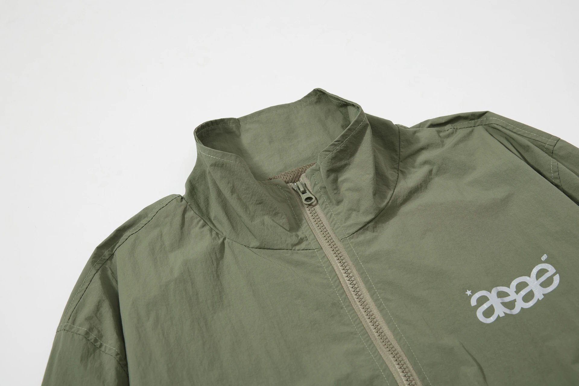 aeae Windbreaker Jacket Army Green Outerwear - 28