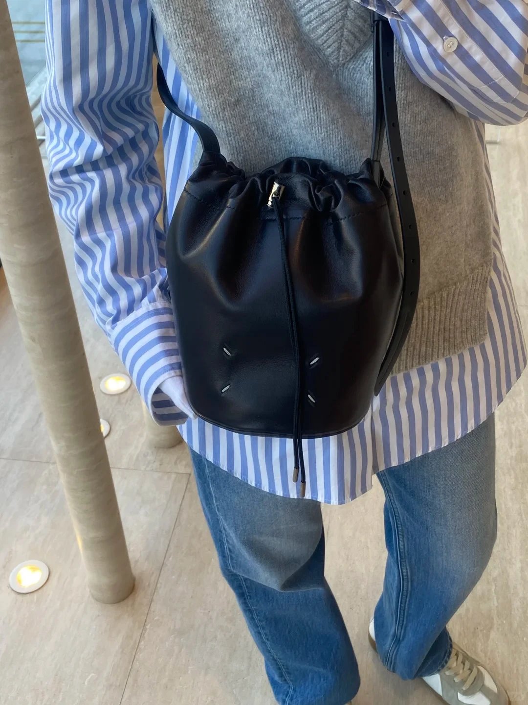 Maison Margiela Glam Slam Bucket Bag Black - 4