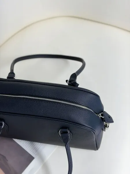 Hermès Bolide 27 Black Togo Leather Handbag - 14