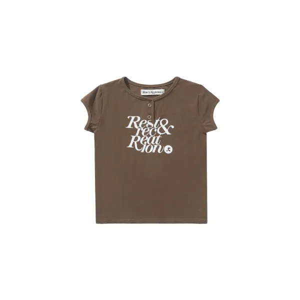 Rose & Resurrection Rest & Recreation White Graphic T-Shirt - 19
