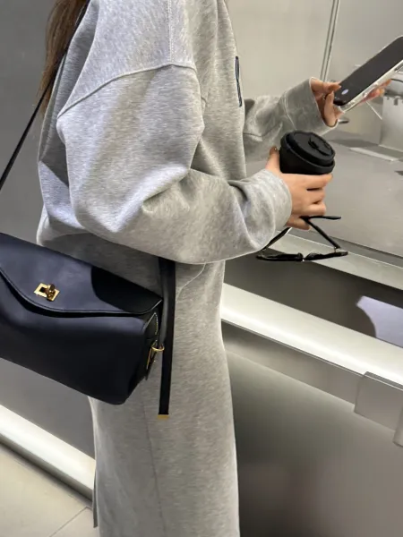 M Stand Beige Envelope Crossbody Bag - 7