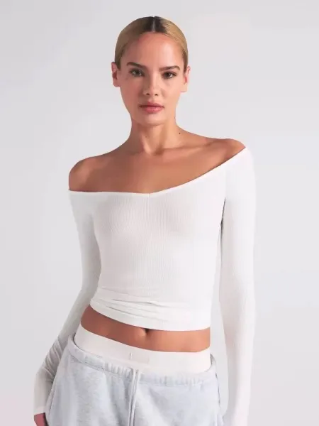 Off-White Ribbed Off-Shoulder Long Sleeve Top Black - 6