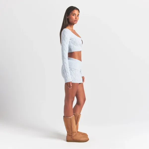 Cable Knit Cropped Vest Top in Light Gray - 34