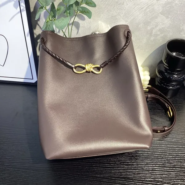 Bottega Veneta The Knot Bucket Bag Chocolate Brown Leather - 19