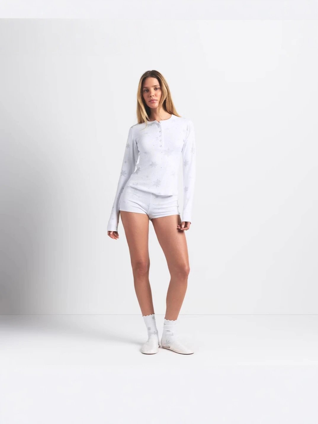 Imposter London Snowflake Embroidered Henley Base-Layer White - 9