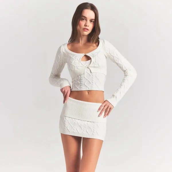 Cable Knit Cropped Vest Top in Light Gray - 22