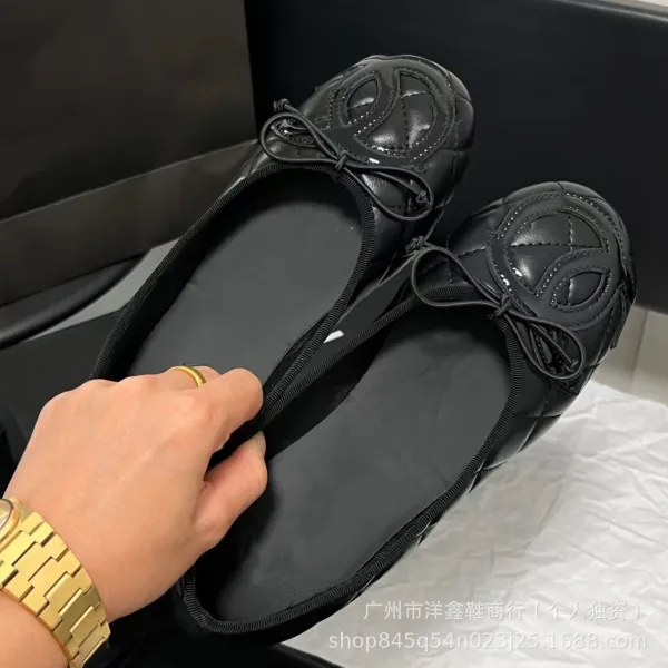 Chanel CC Logo Quilted Ballet Flats Black and White Shoes - 13