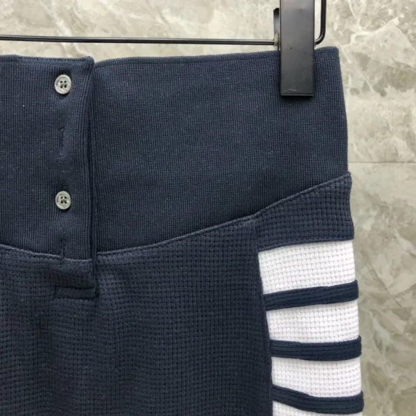 Thom Browne 4-Bar Stripe Waffle Knit Shorts White - 31