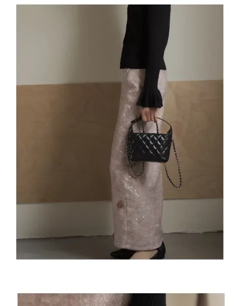 Chanel 22 Bag Black Quilted Leather Shoulder Bag - 9