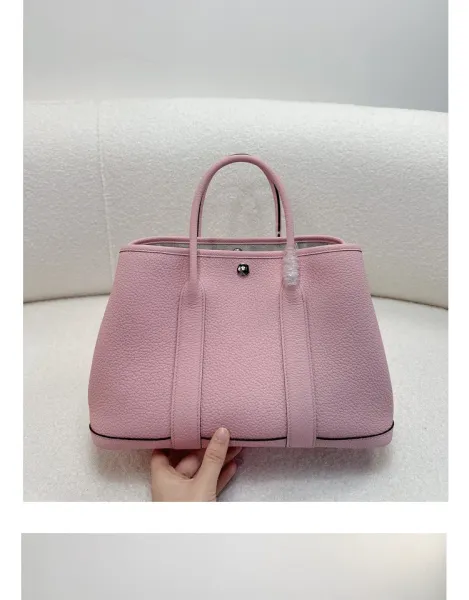 Hermès Picotin Lock in Burgundy Taurillon Leather Handbags - 29