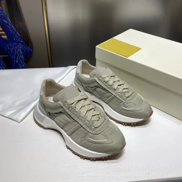 Maison Margiela Tabi Sneaker Black Beige Chunky Sneakers - 30