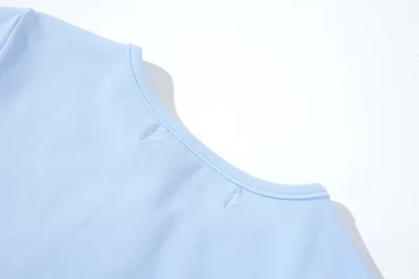 Rose & Resurrection Rest & Recreation White Graphic T-Shirt - 37