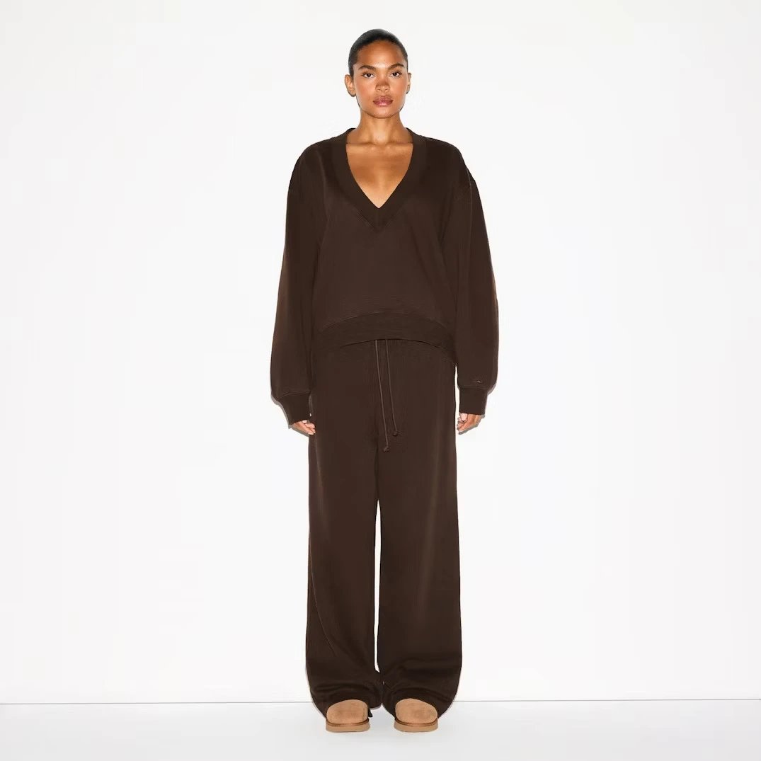 Off-White V-Neck Cropped Sweatshirt Black - 11
