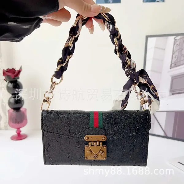 Gucci Marmont Mini Envelope Crossbody Bag Pink - 14