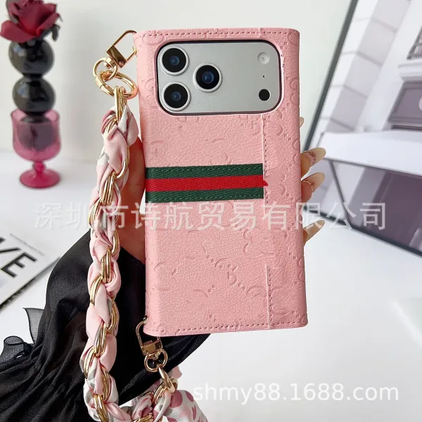 Gucci Marmont Mini Envelope Crossbody Bag Pink - 25