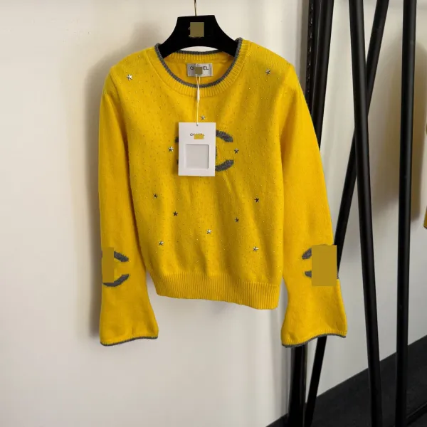 Chanel CC Star-Embroidered Yellow Knit Sweater - 10