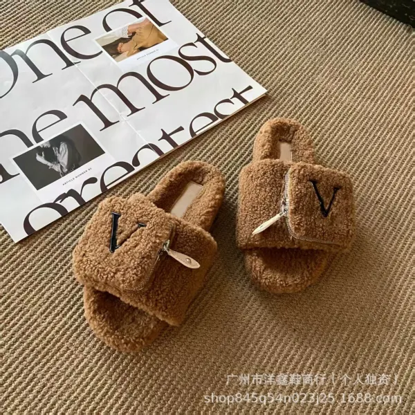 Valentino Garavani VLogo Shearling Slippers Brown - 15