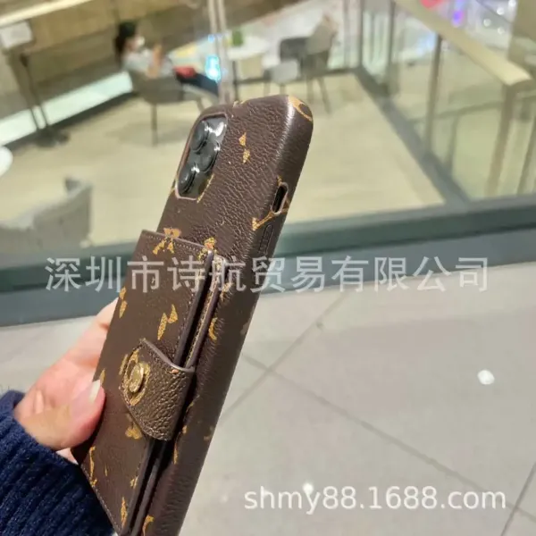 Gucci GG Marmont Phone Case with Web Stripe Beige Phone-Case - 6