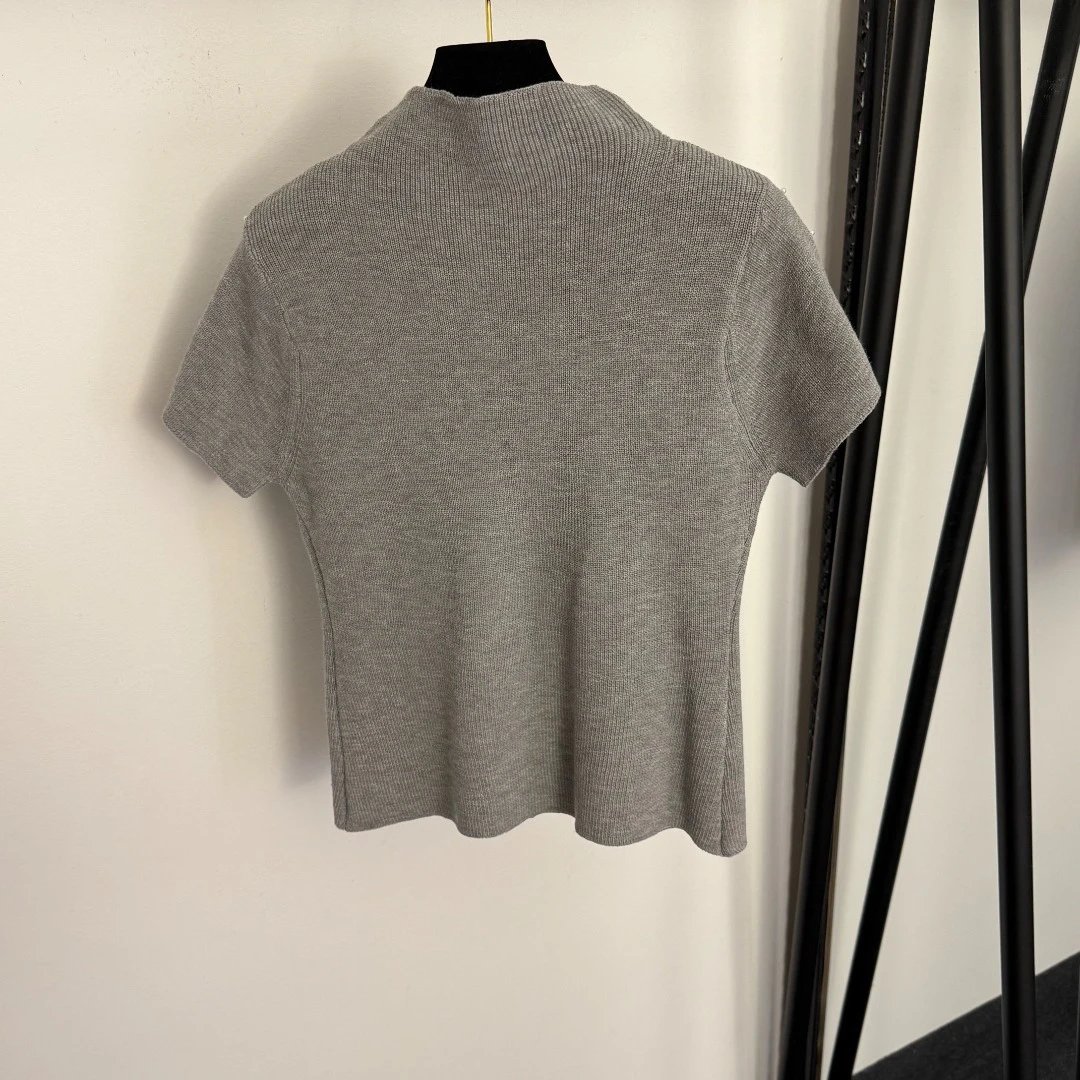 Unbranded Knitwear Pearl-Embellished Mock-Neck Short-Sleeve Knit Top image 4
