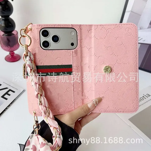Gucci Marmont Mini Envelope Crossbody Bag Pink - 22
