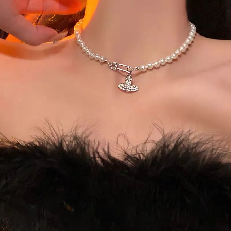 Vivienne Westwood Orb Pearl Necklace Gold - 10