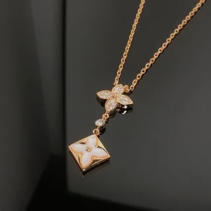 Design Gold-Tone Pendant Necklace with Pink Crystal Charm - 5