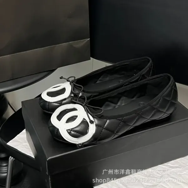 Chanel CC Logo Quilted Ballet Flats Black and White Shoes - 5